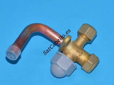 Valvula Servicio 3 Vias 3/8 Aire  Acondicionado Hisense K1407169