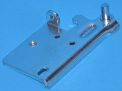 Bisagra Inferior Izquierda Frigorífico Hisense K1567599
