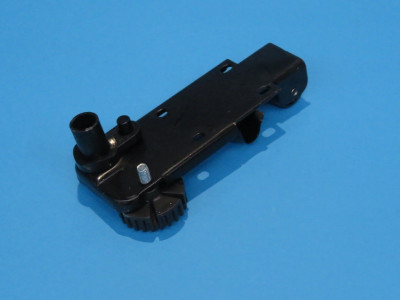 Bisagra Inferior Izquierda Frigorifico Hisense K1647208