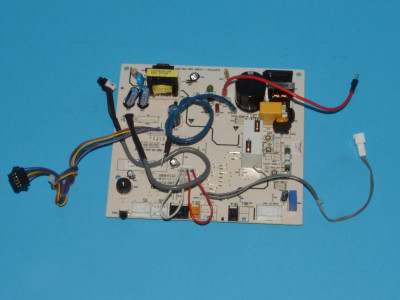 Placa Control Unidad Interior Aire Acondicionado Hisense CA70BT1AG Cod: K2153938 Placa Control Unidad Interior Aire Acondicionado Hisense CA70BT1AG Cod: K2153938