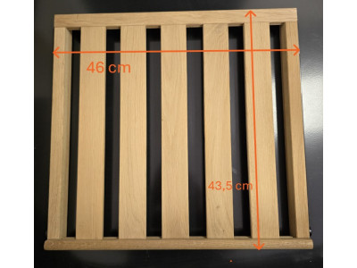 Wooden shelf for wine cellars 